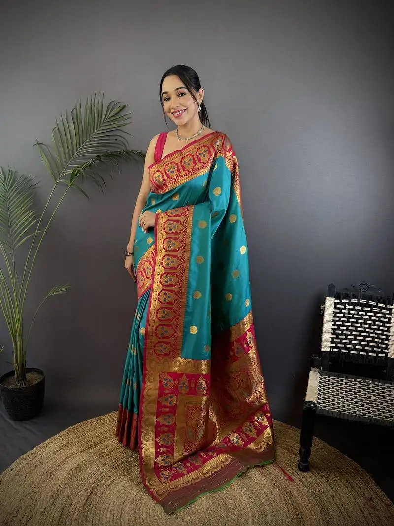 Teal silk blend butti zari weaving constrast pallu banarasi saree