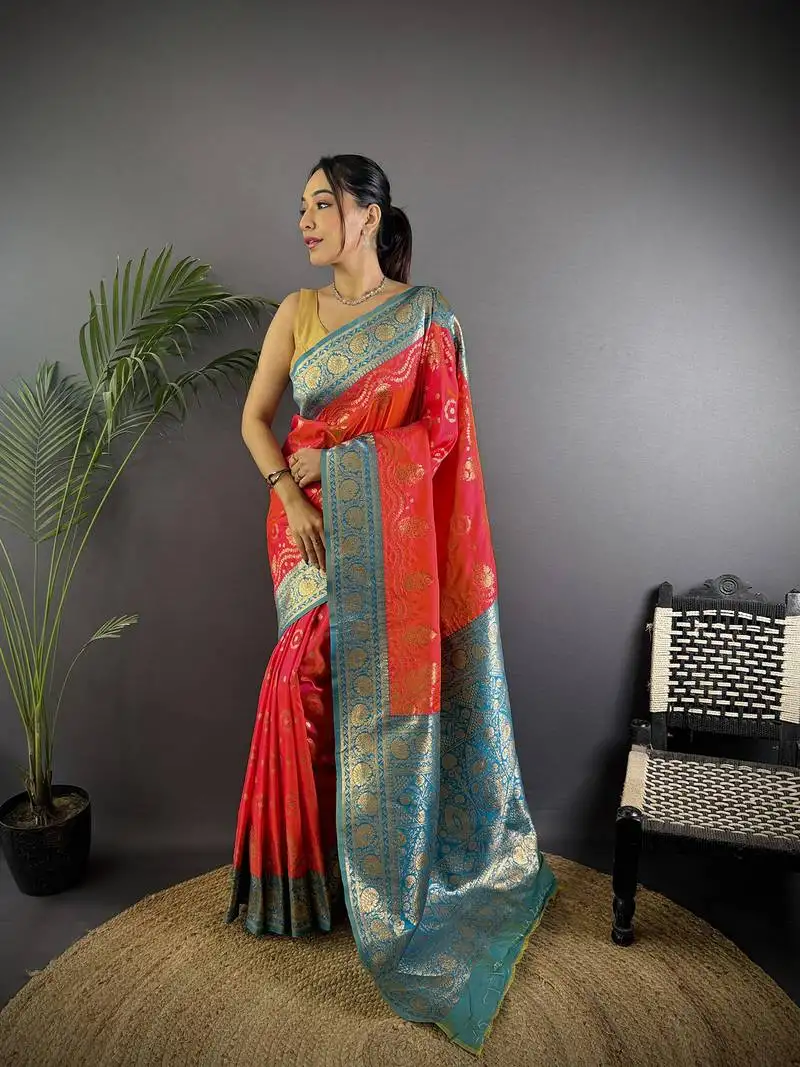 Pink silk blend butti zari weaving contrast weaving border banarasi saree