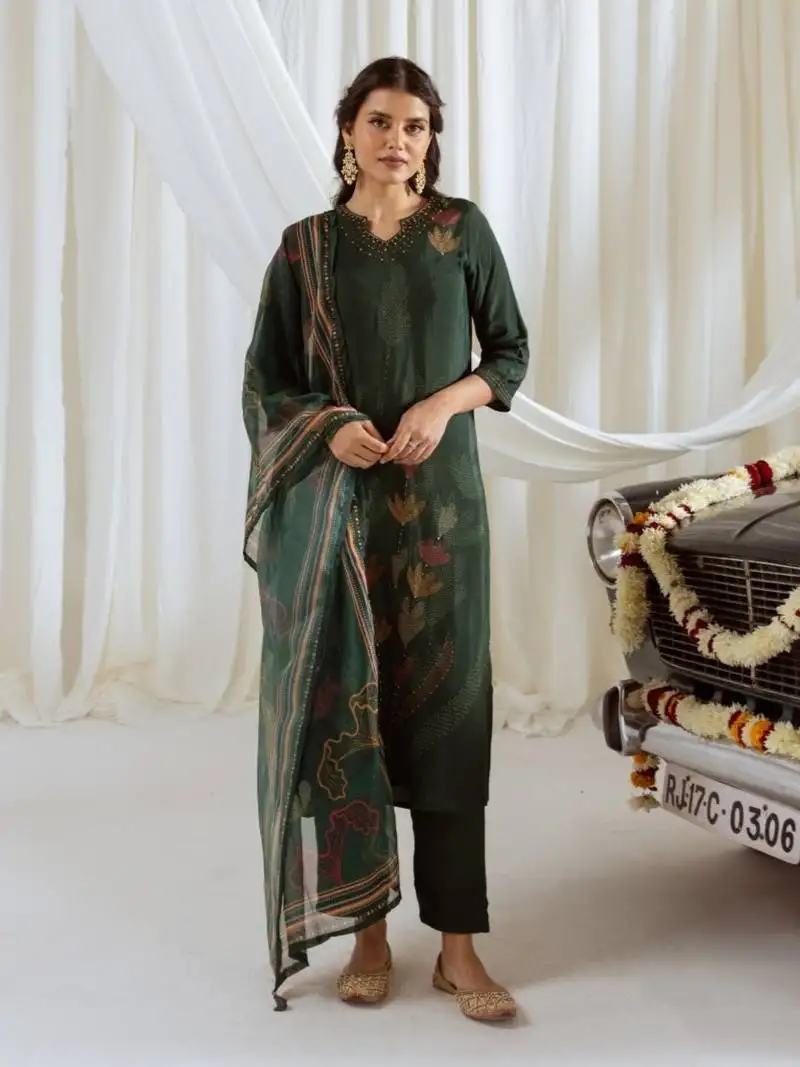 Mariam fern embroidery lawn suit set