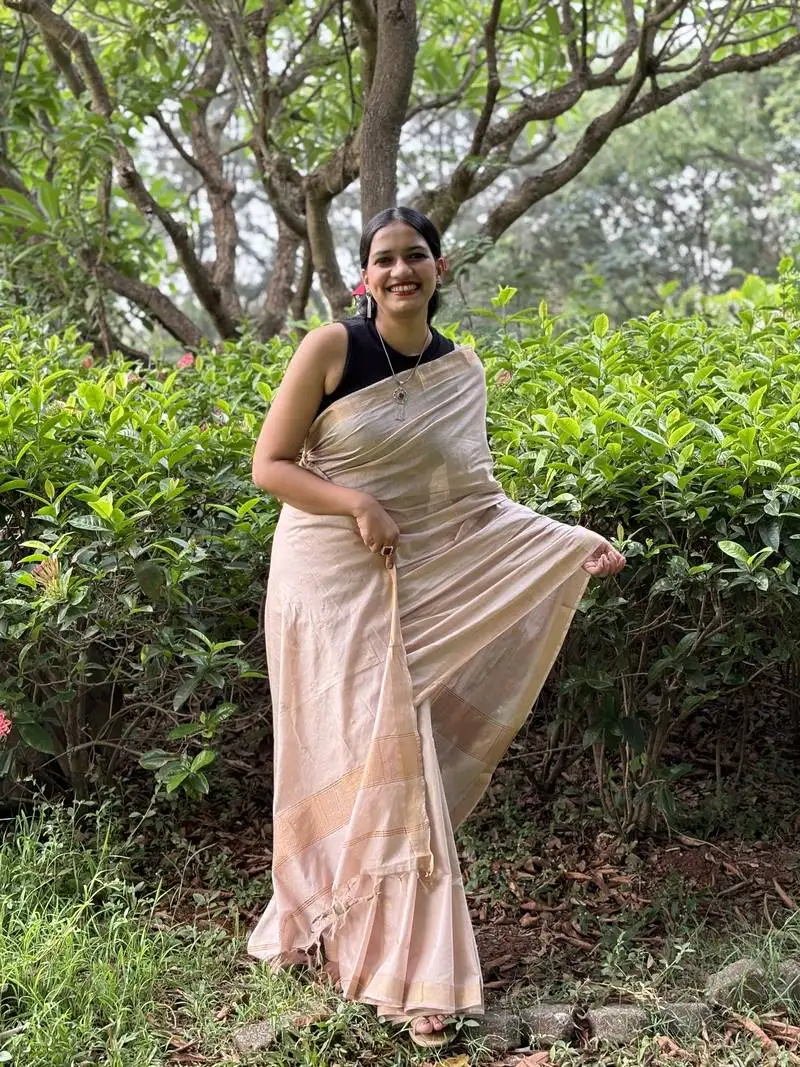 Ivory kota silk blend saree with unstitched blouse piece