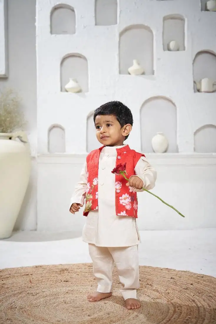 Red pichwai bandi set