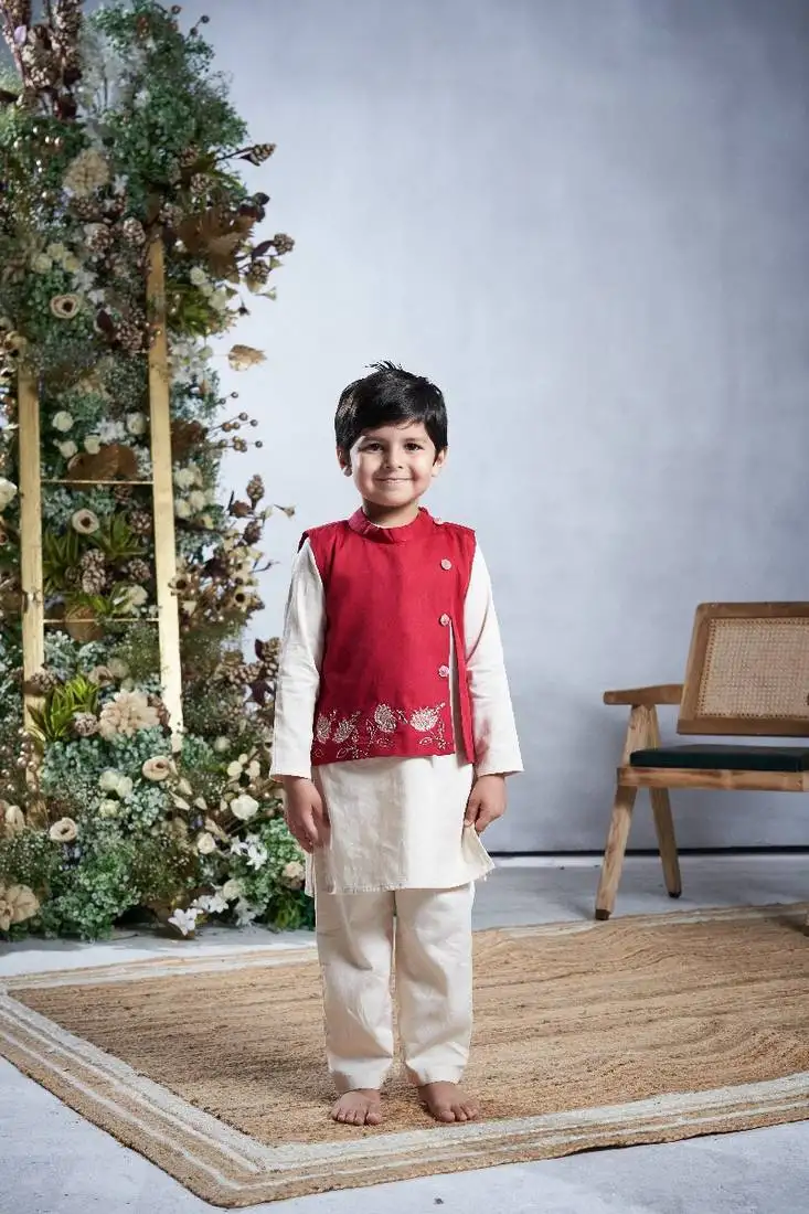 Dark pink lotus bandi set