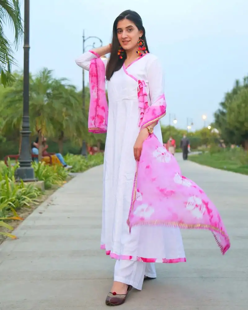 Stylish suit set with dupatta leheriya design dupatta wedding wear suit