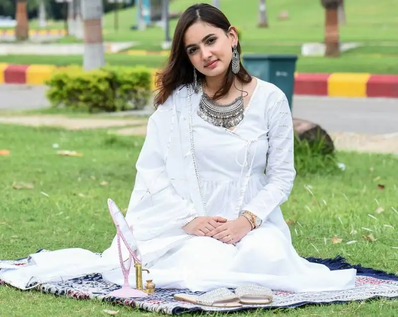 White gotta work suit set suit set festival wear dress