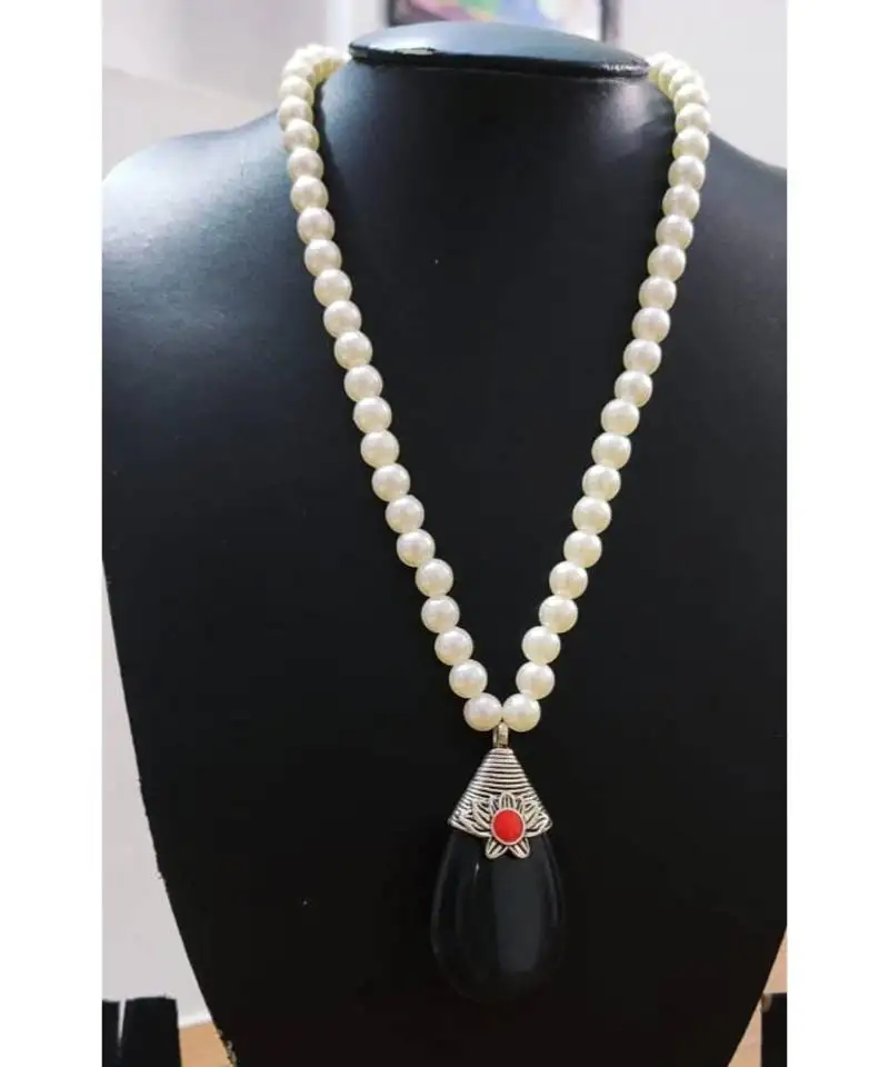 Black agate necklace