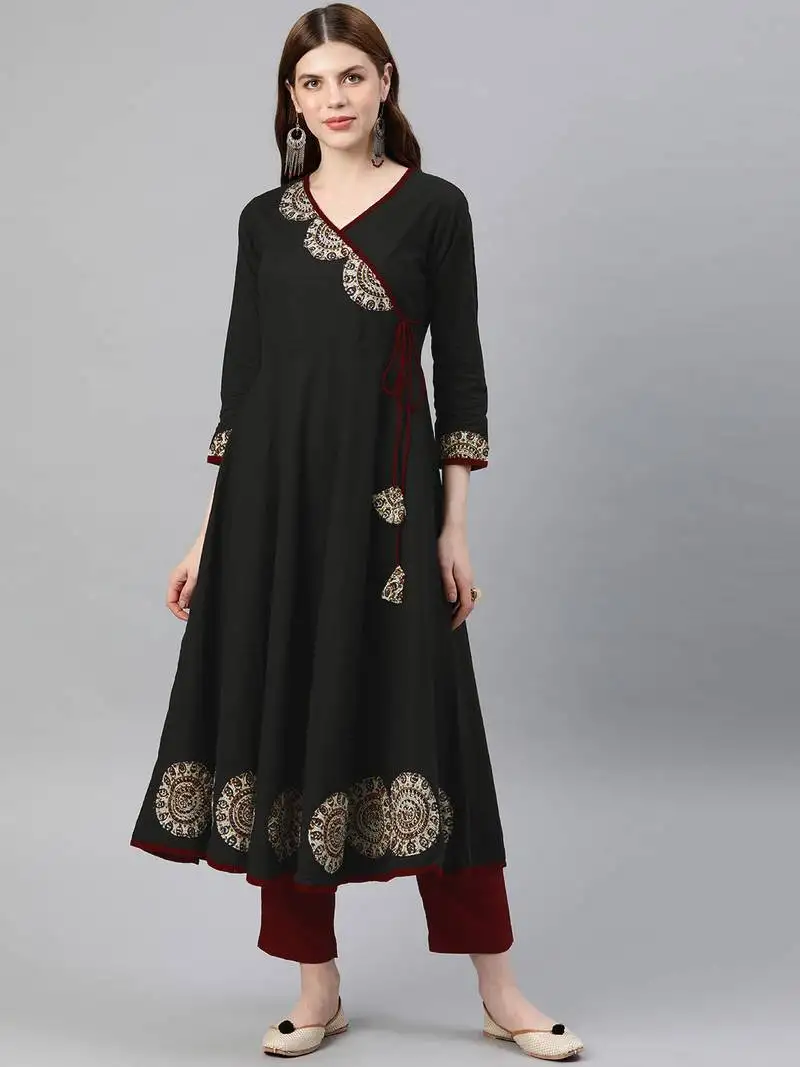 Women's cotton slub patch work angrakha kurta (black)