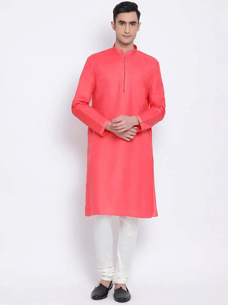 Men pink & off white solid cotton straight kurta with pyjama
