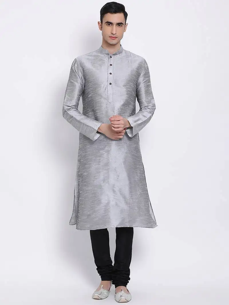 Men silver & black solid straight kurta with pyjama