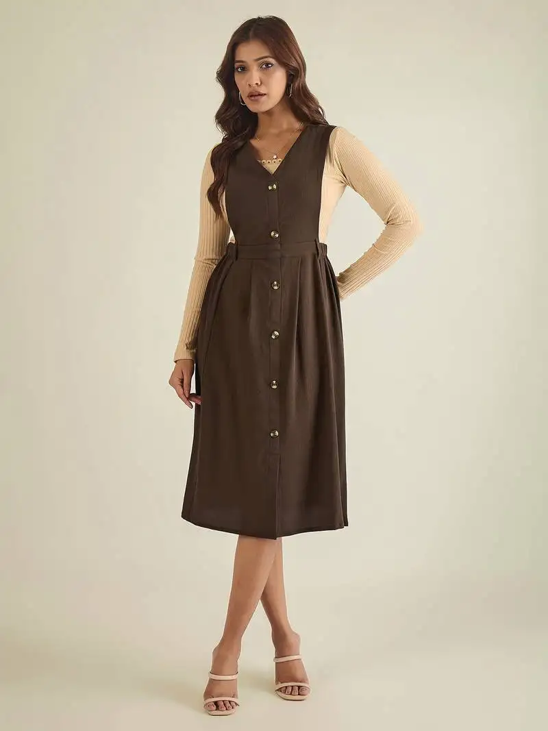 Brown solid pinafore dress with button