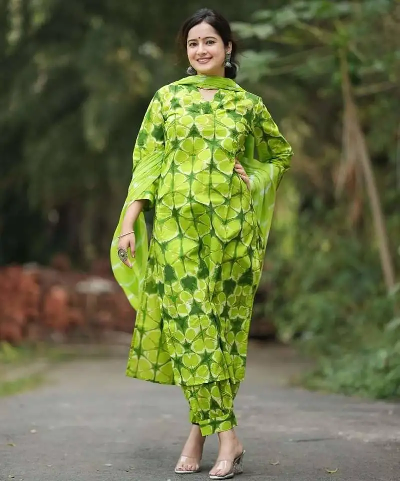 Green cotton straight style kurti pant with dupatta stitched