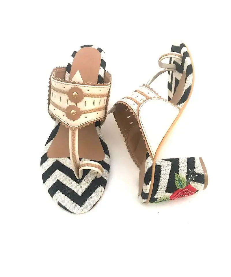 Nude monochrome kolhapuri