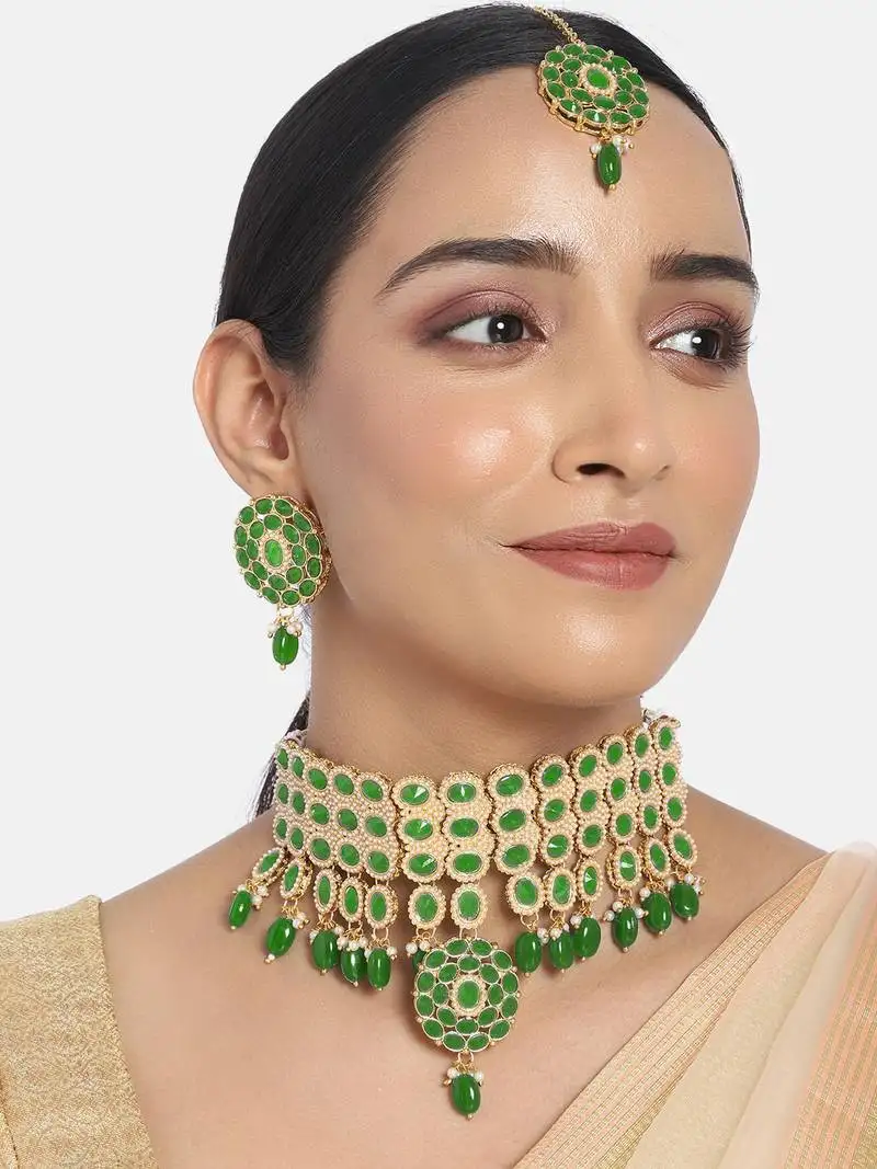 Traditional deepika style bridal pearl choker necklace set with maang tikka