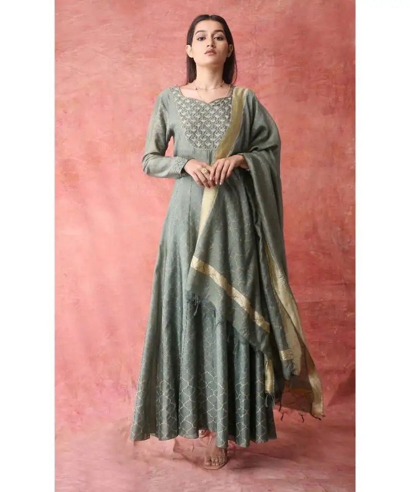 Show shaa moroccan khirki anarkali set