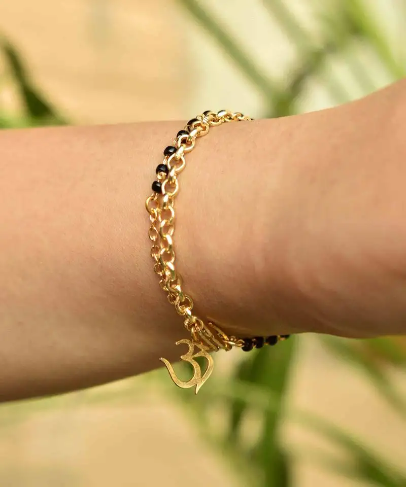 Twirl mangalsutra bracelet