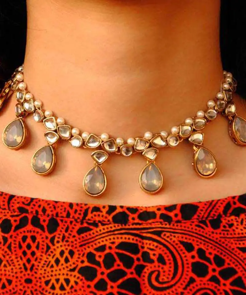 Grey crystal kundan necklace set