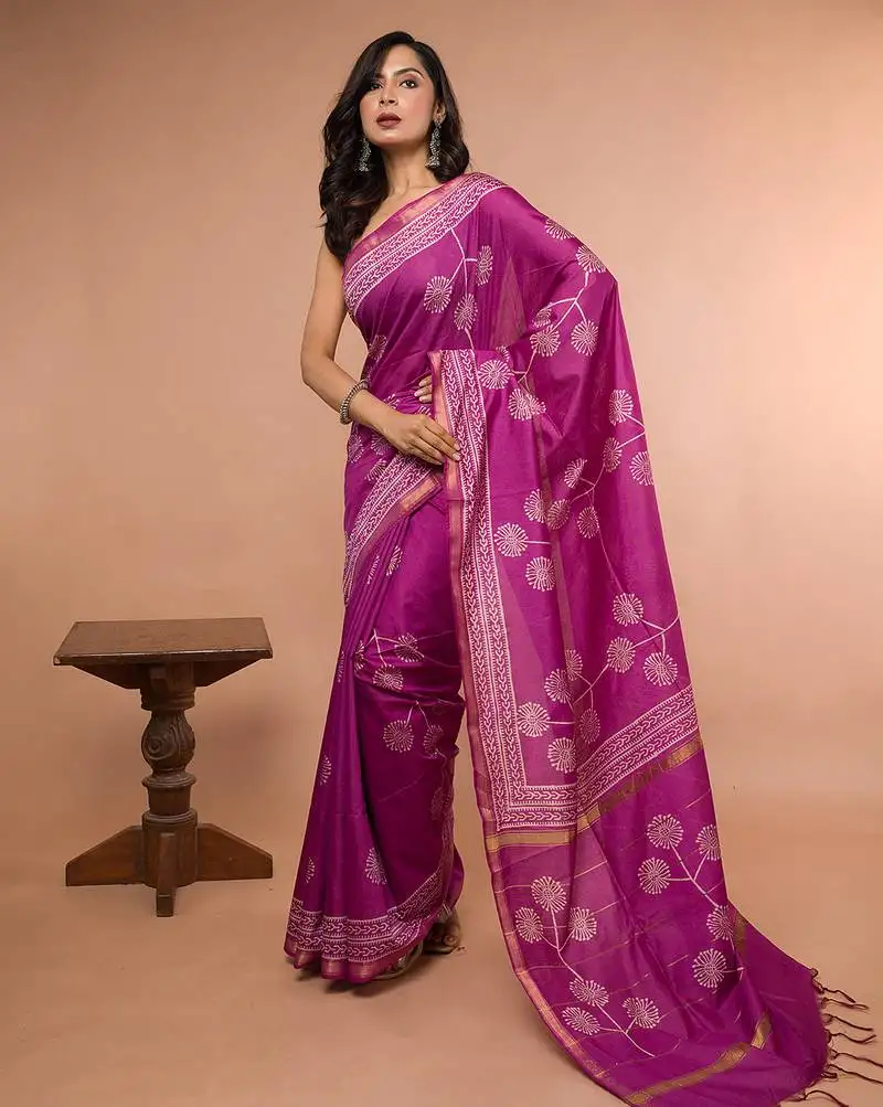 Magenta bhagalpuri silk with slick golden and white border