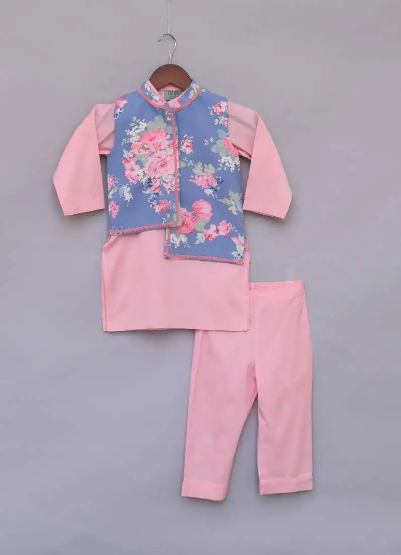 Pink kurta set with jacket