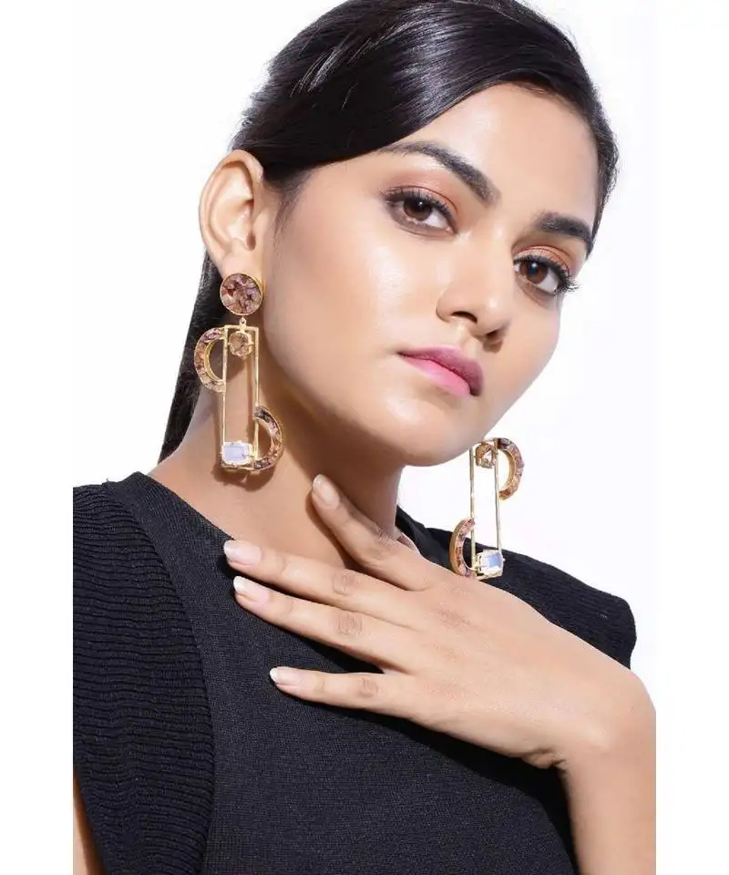 Mystic blithe earrings