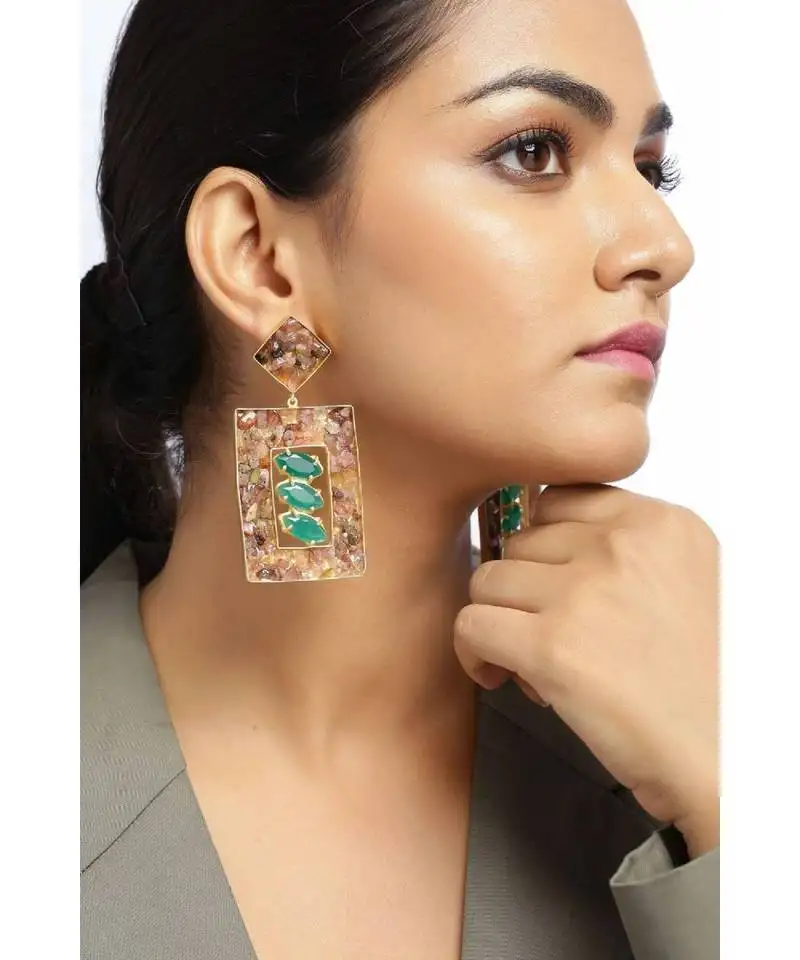 Voguish fern trinket earrings