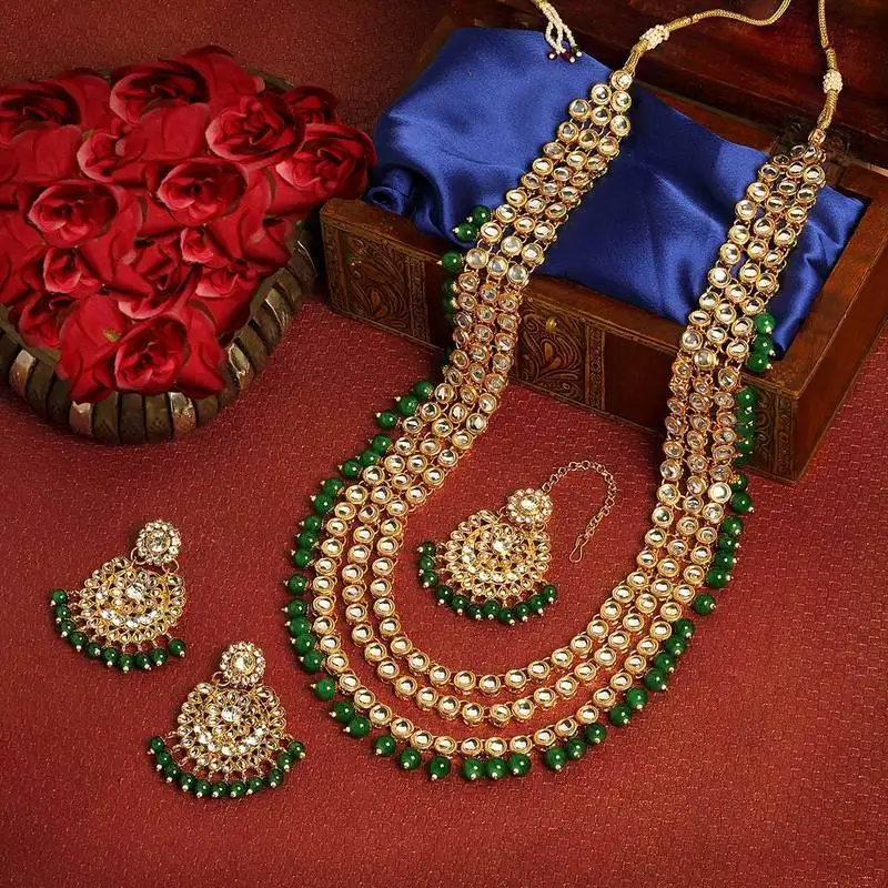 Traditional kundan & pearl studded bridal necklace jewellery set for women