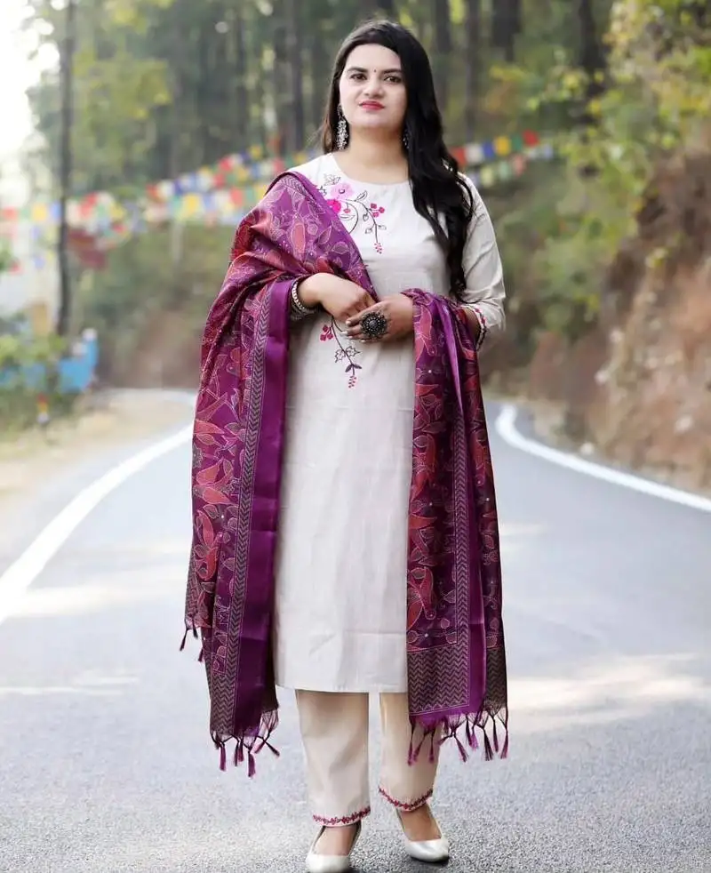 Off white south cotton kurta set with embroidery & contrast khadi silk dupatta