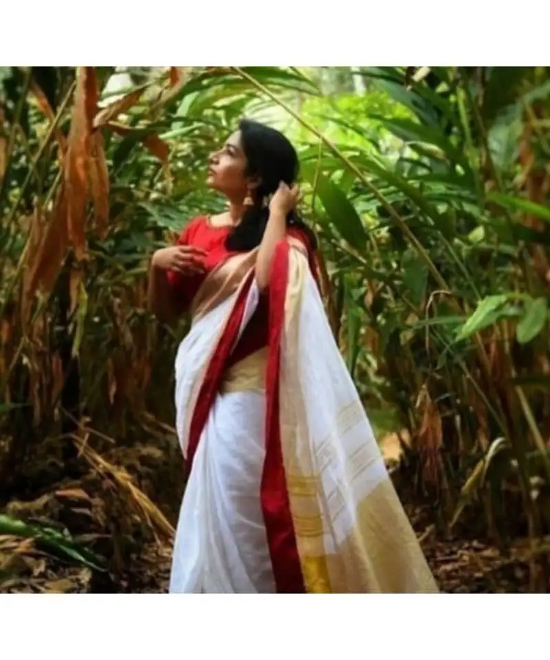 Red and white collection linen saree with red blouse piece