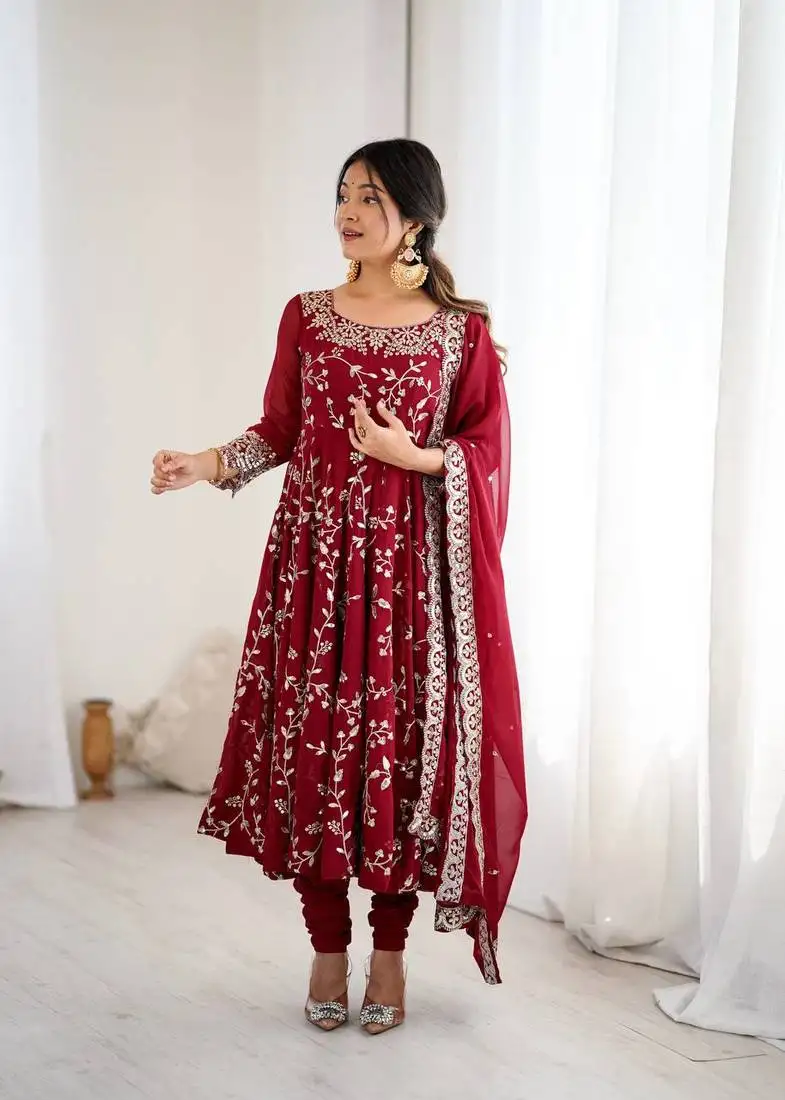 Women's ethnic anarkali gown set stitched