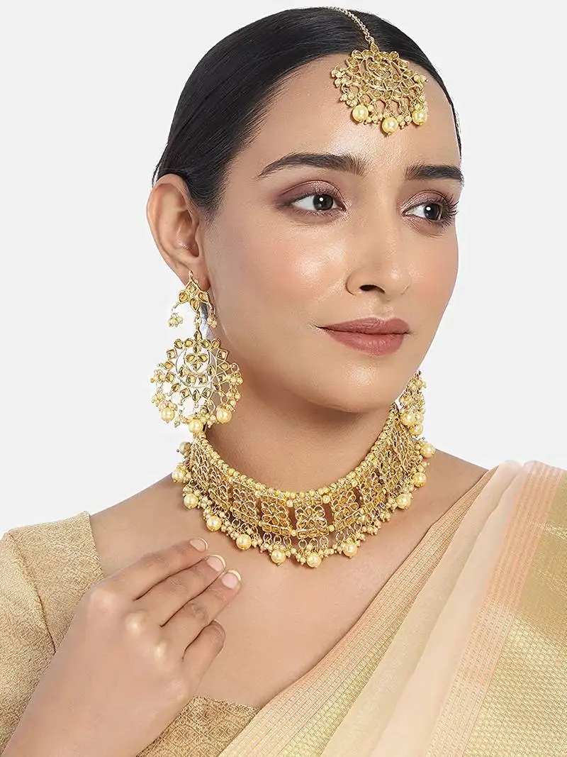 traditional kundan choker jewellery set with earrings & maang tikka for women