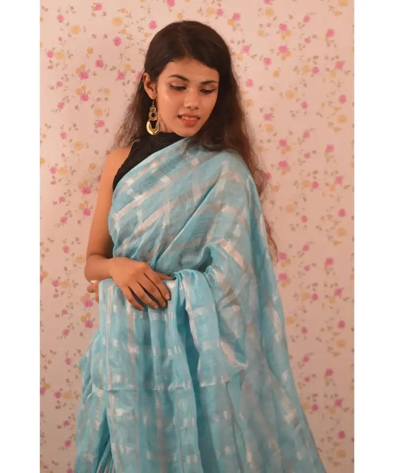 Blue linen saree with blouse with zari checkered pattern