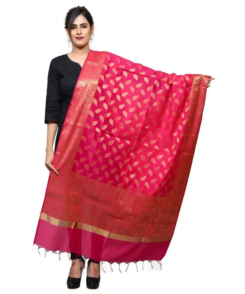 Women's pink banarasi kora silk zari dupatta