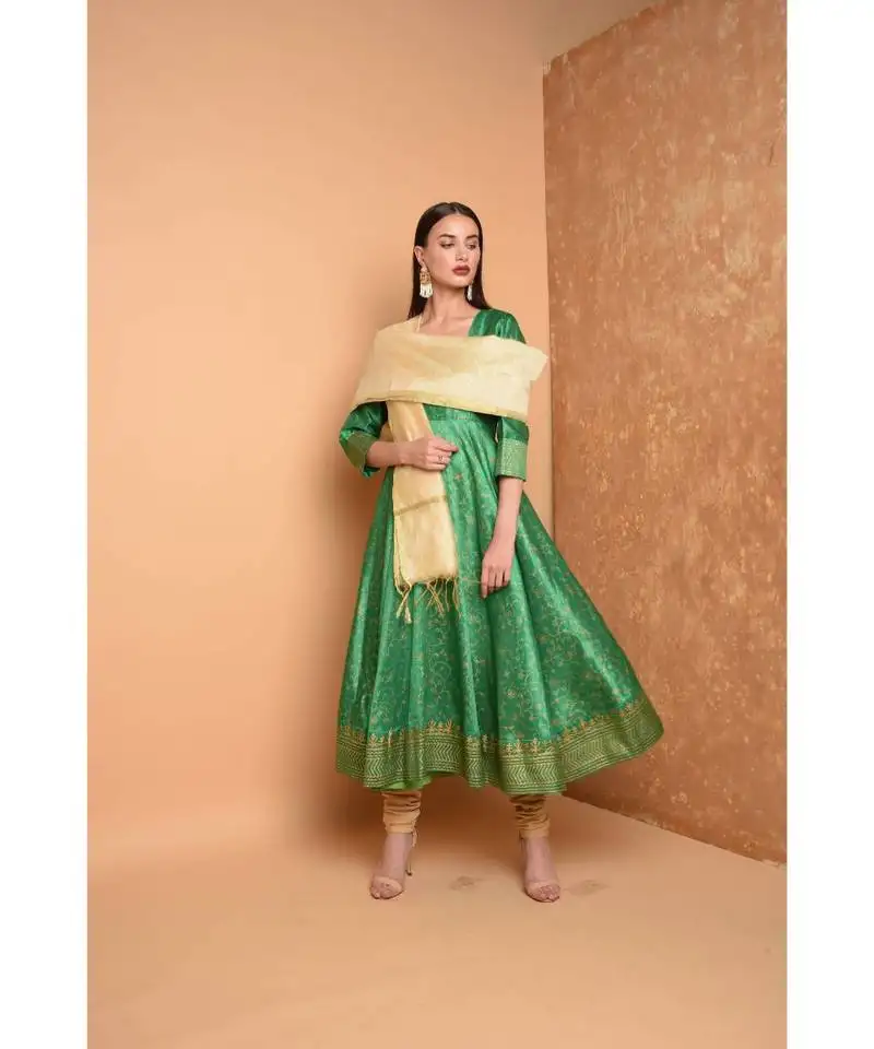 Green silk hand painted suit set