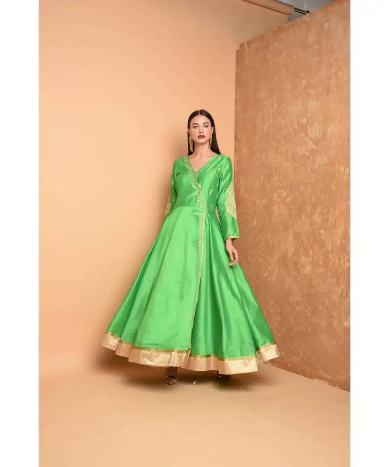 Green silk embroidered suit set