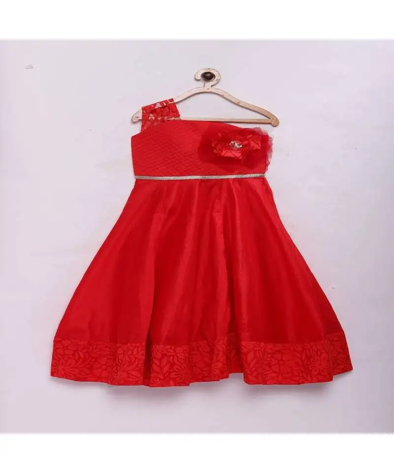 Red fashionable girls raw silk flared party gown