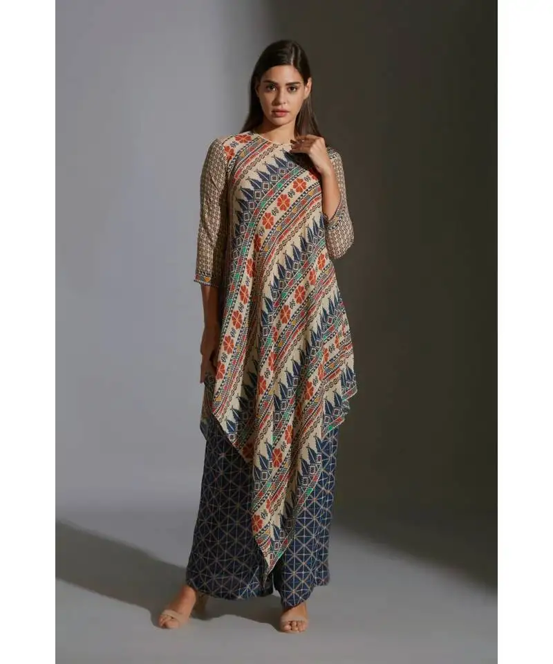 Asymetrical printed top with printed pants