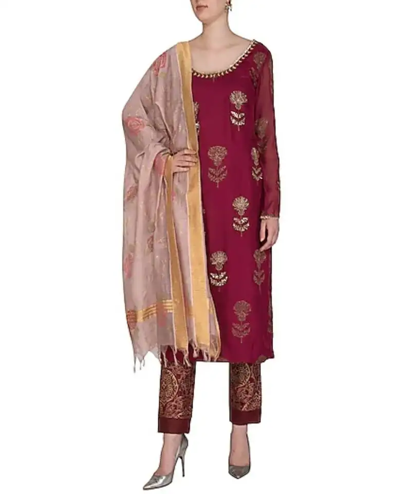 Show shaa barn red scottish thistle kurta set