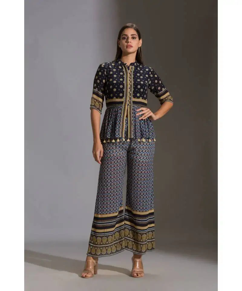 Printed peplum top with front opening and potli buttons.