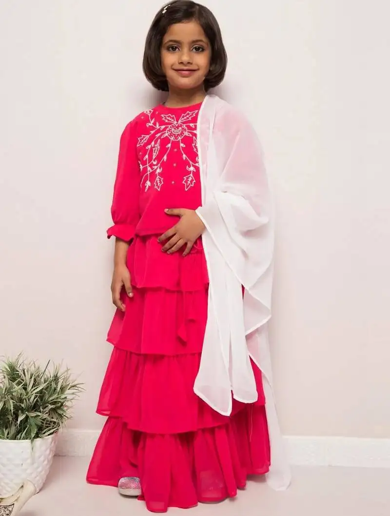 Ethereal elegance: handcrafted georgette 3-piece set