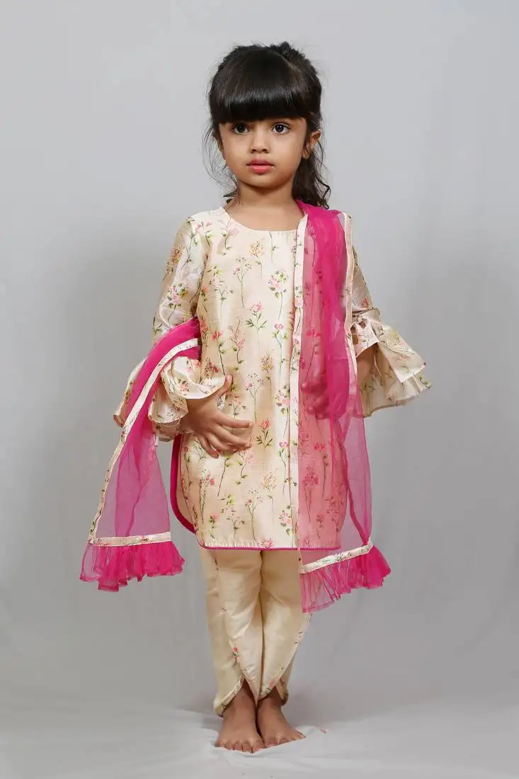 Kurta and dhoti style pant with dupatta