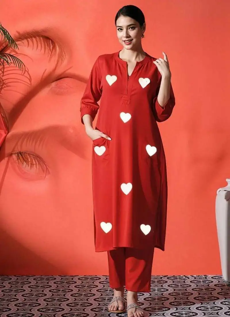 Women ethnic motifs printed pure cotton kurta with trouser