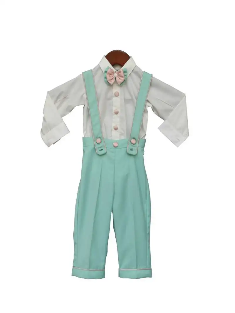 Peach choli and embroidery lehenga dupatta