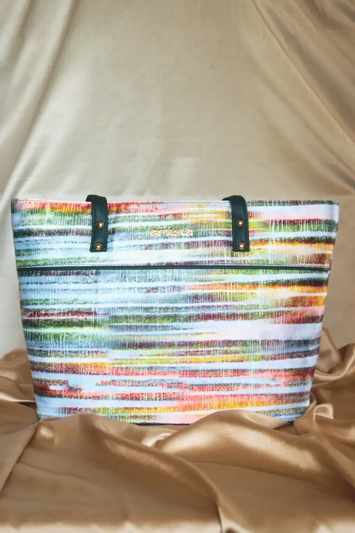 Trendy transporter tote