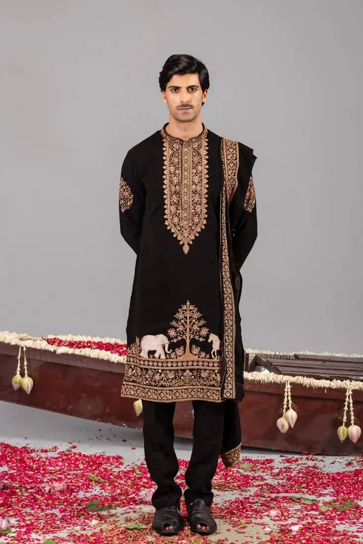 Black georgette embroidered kurta set for mens