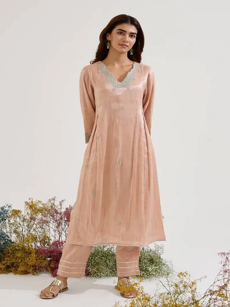 Pink embroidered tissue kurta set