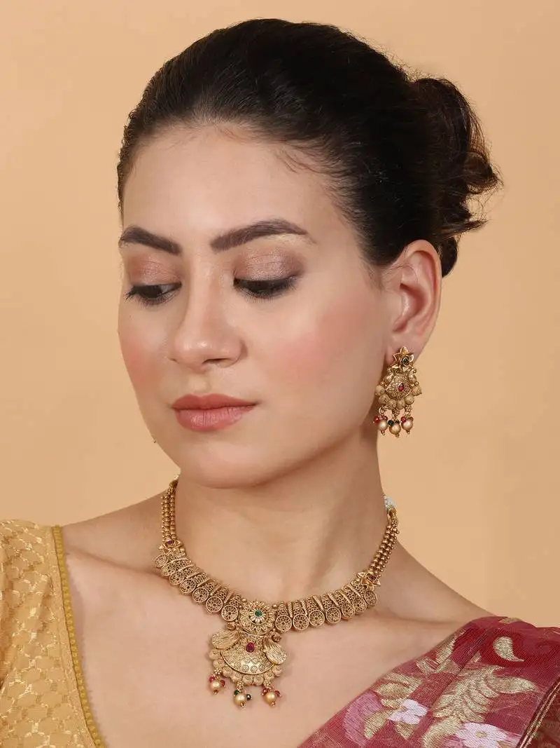 Gold plated rajwadi mayuraksh necklace set