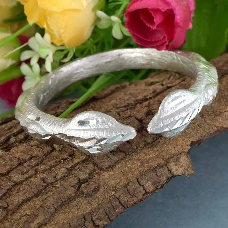 Stainless steel light weight snake kada free size men women