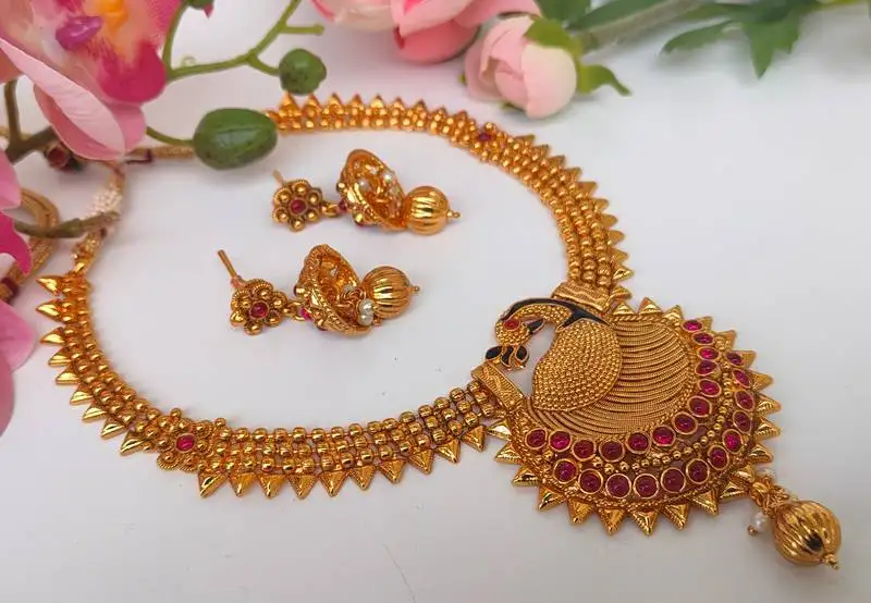 Pink peacock agate temple jewellery