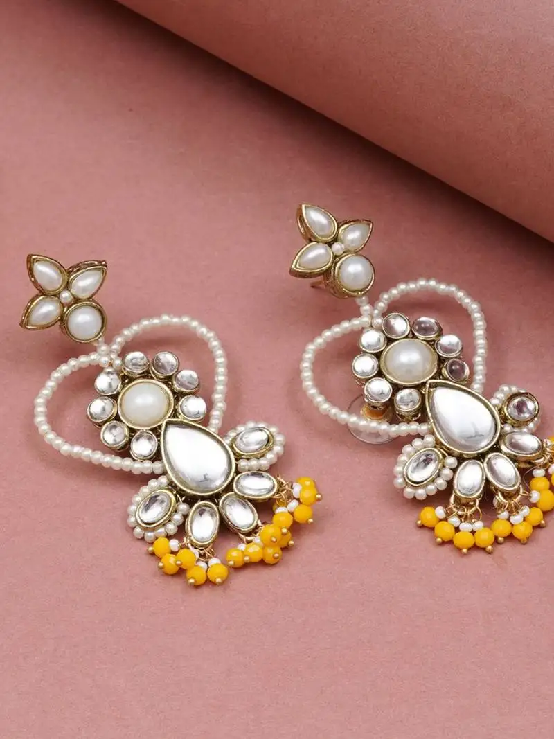 Heart shaped beaded earrings