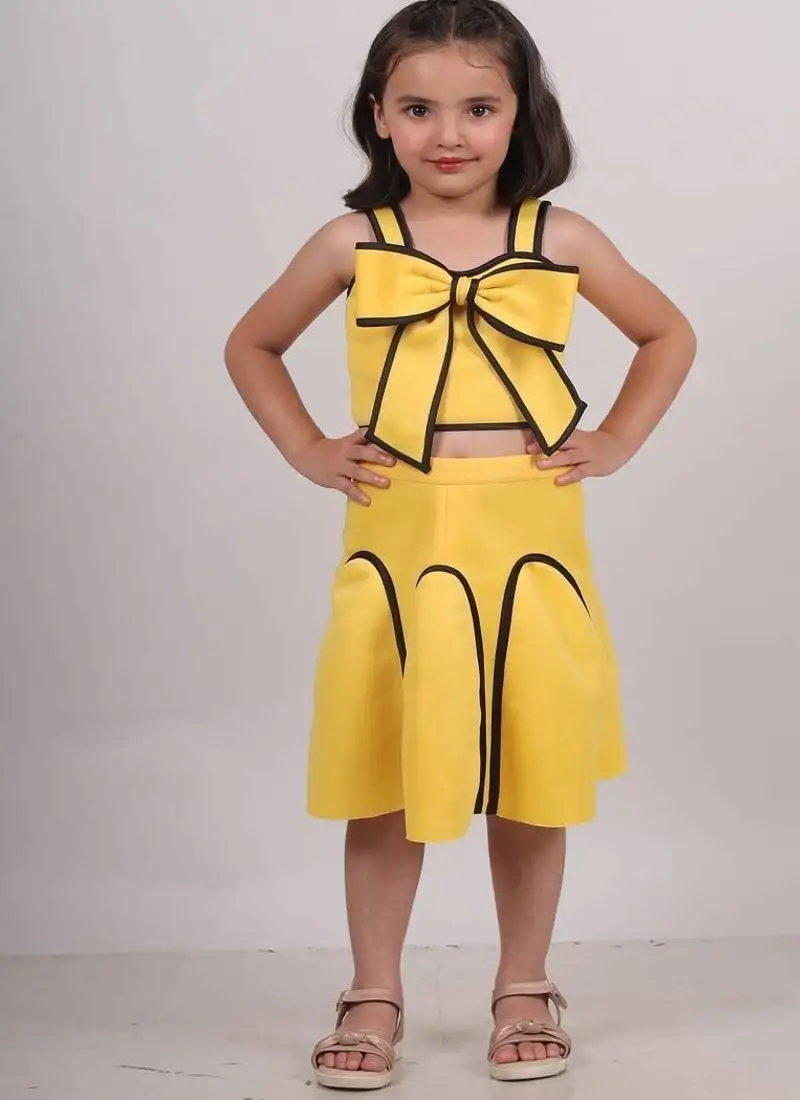 Yellow plain faux polyester dress