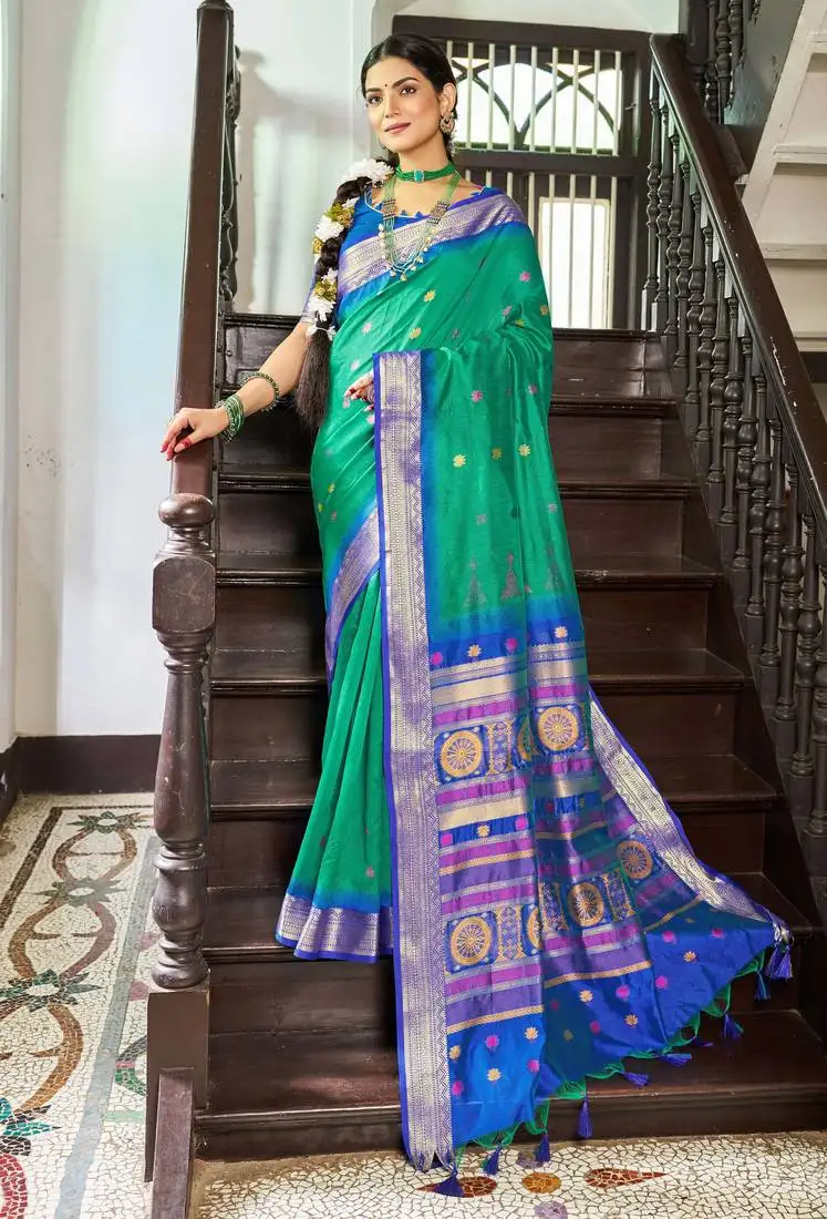 Green rama silk blend saree with unstitched blouse