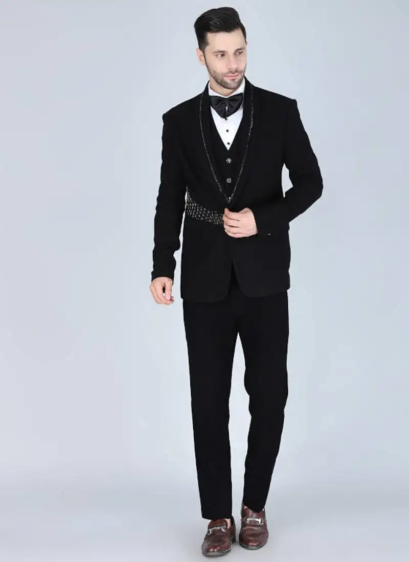 Black 5 pc metal embroidered tuxedo suit for men